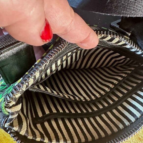 L.A.M.B Bag Green EUC Authentic Handbag Pocketbook Crossbody Tribal African Art - Picture 13 of 13